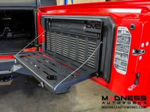 Jeep Wrangler JL Folding Trail Table